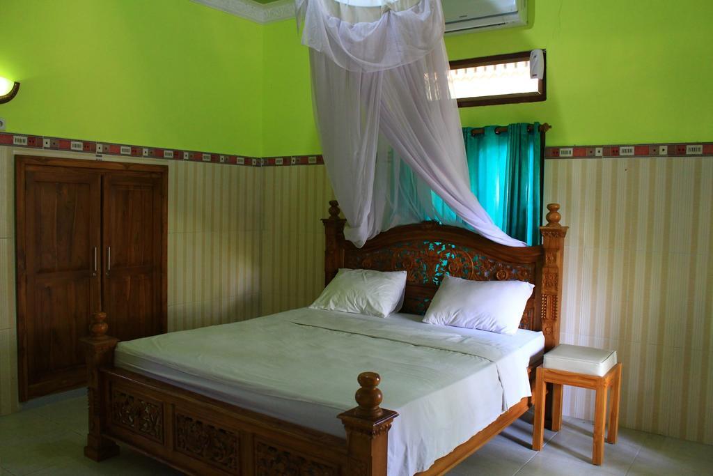Bronze Bungalows Gili Meno Exterior photo